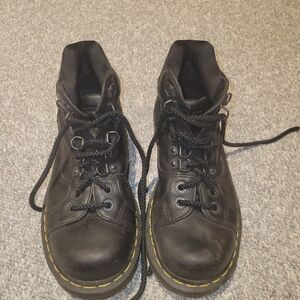 Dr. Marten 8699 Women's Size 6 (37EU)